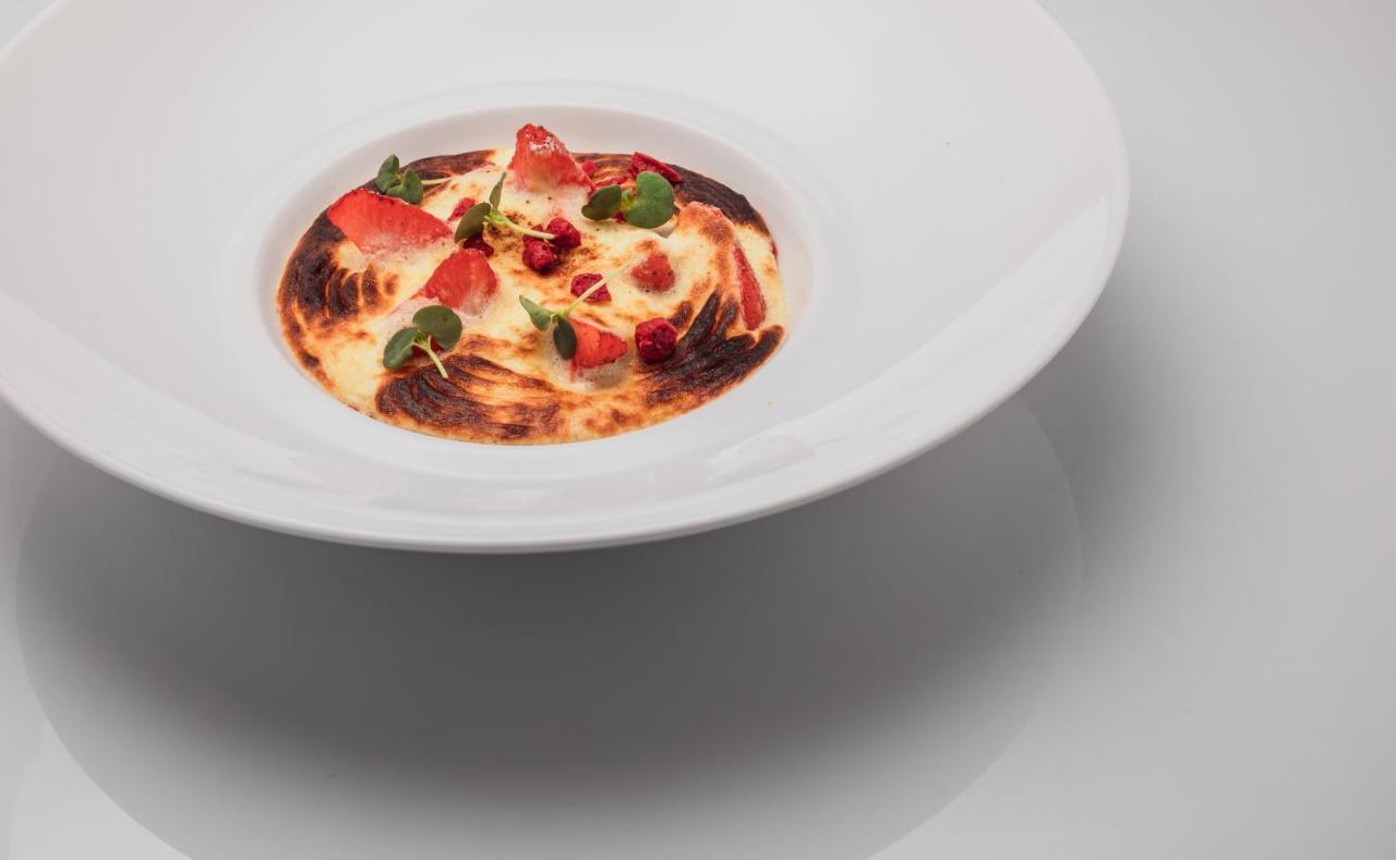 Hotel Bischofhof - Bistro Jasmin Chiusa Ngoại thất bức ảnh