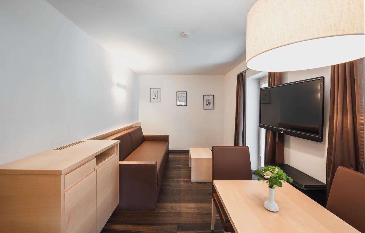 Hotel Bischofhof - Bistro Jasmin Chiusa Ngoại thất bức ảnh