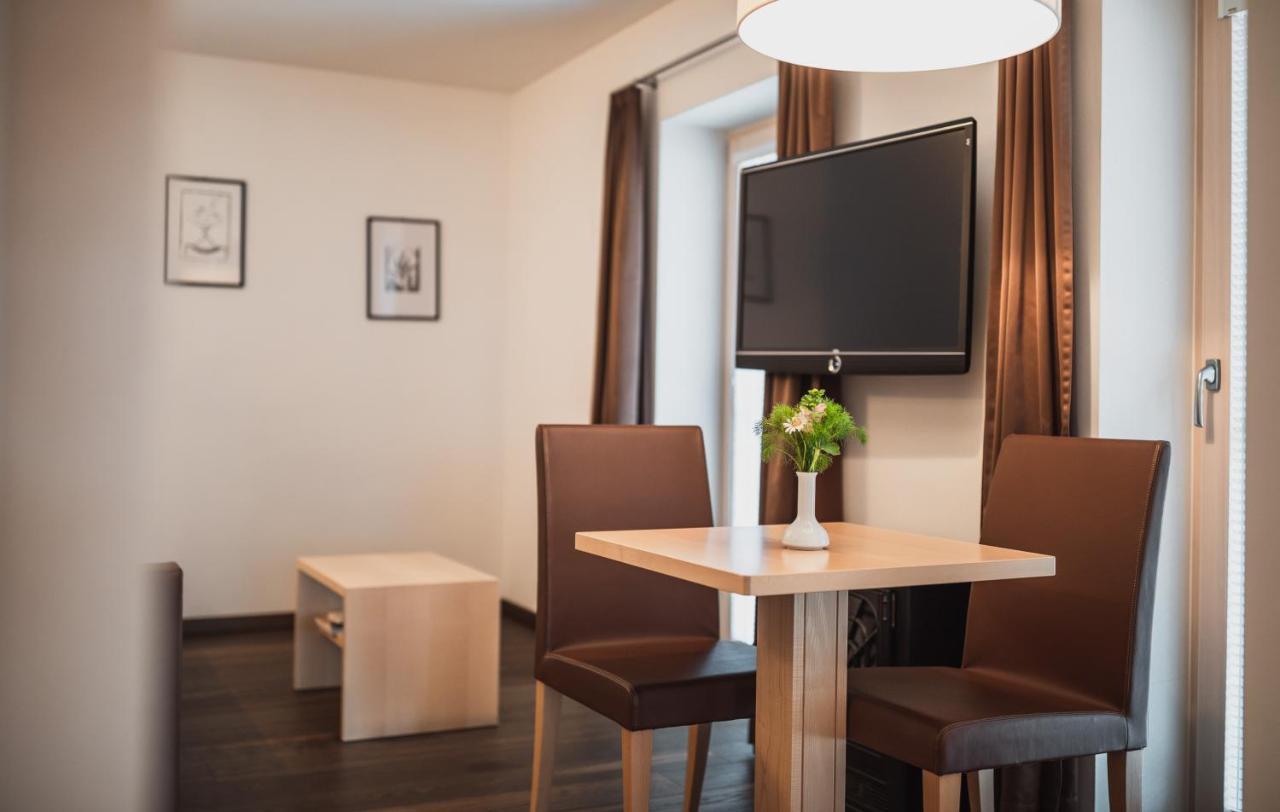 Hotel Bischofhof - Bistro Jasmin Chiusa Ngoại thất bức ảnh