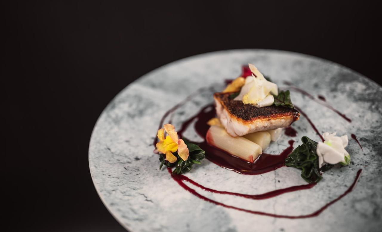 Hotel Bischofhof - Bistro Jasmin Chiusa Ngoại thất bức ảnh