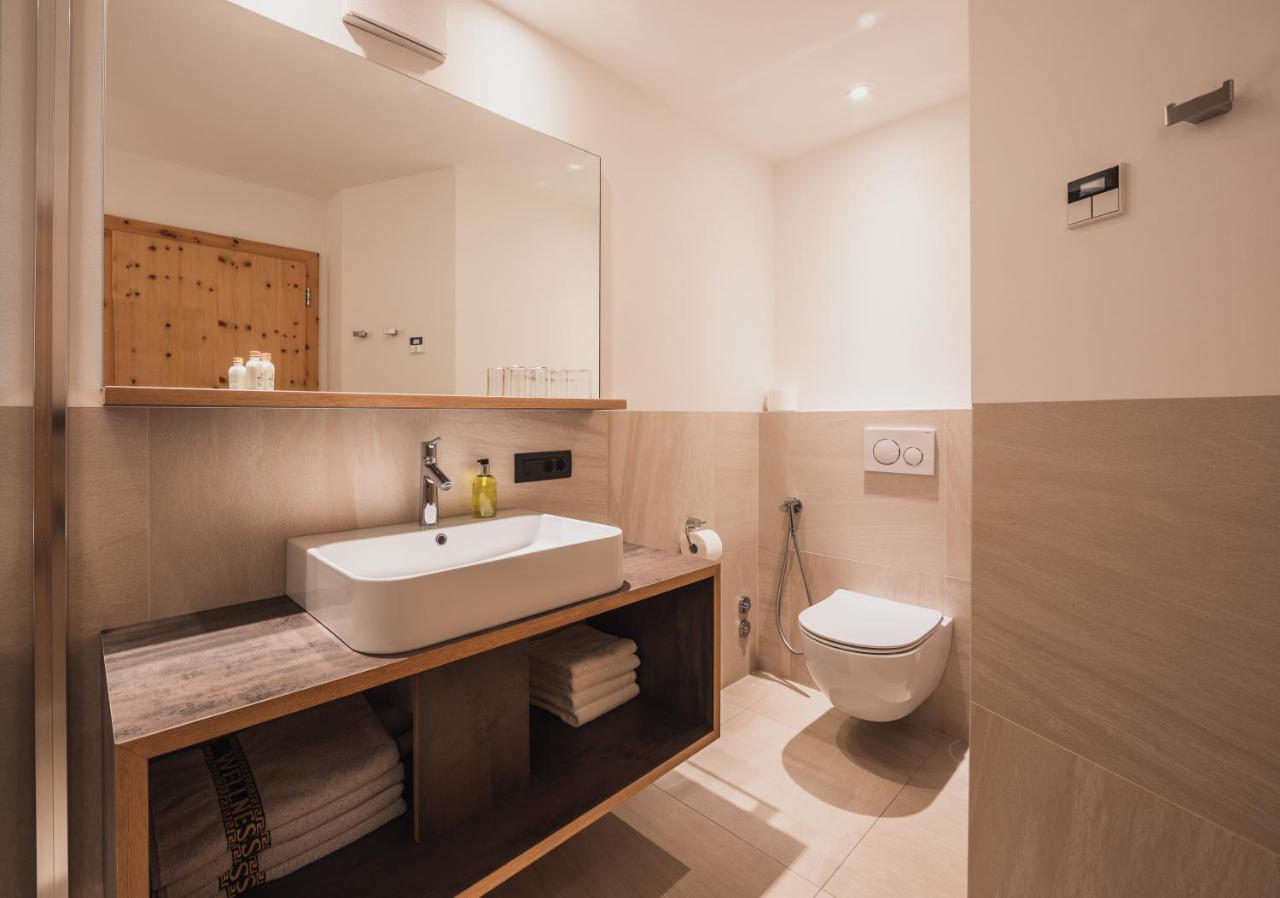 Hotel Bischofhof - Bistro Jasmin Chiusa Ngoại thất bức ảnh
