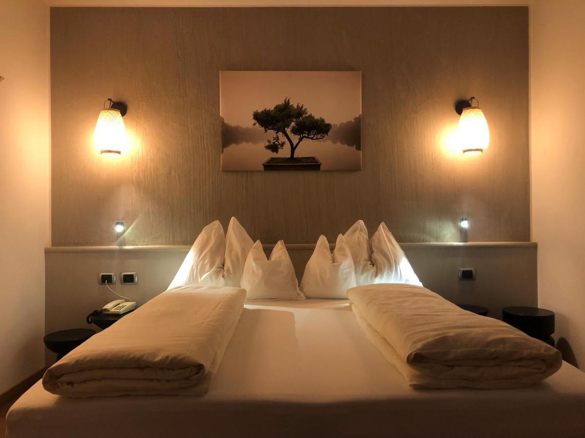 Hotel Bischofhof - Bistro Jasmin Chiusa Ngoại thất bức ảnh
