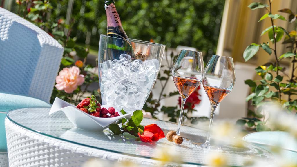 Hotel Bischofhof - Bistro Jasmin Chiusa Ngoại thất bức ảnh