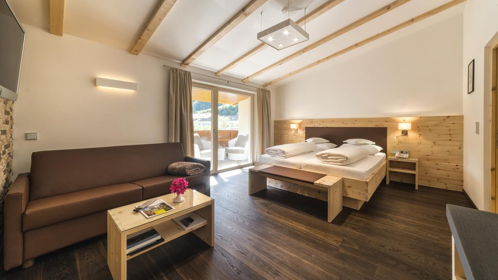 Hotel Bischofhof - Bistro Jasmin Chiusa Phòng bức ảnh
